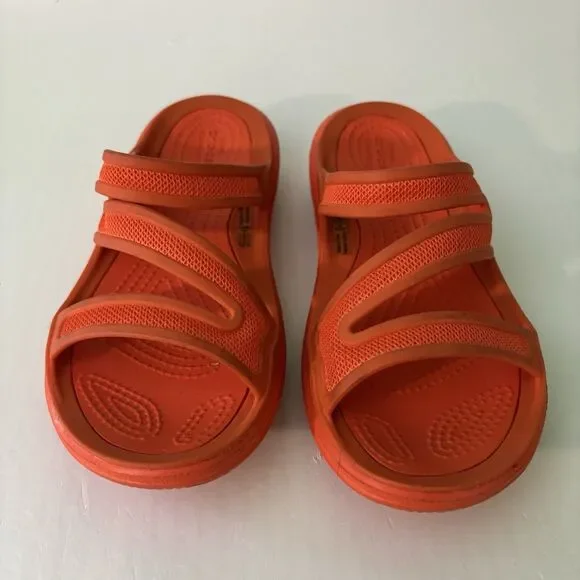 Crocs Kadee II Orange Slides Sandals Girls Youth Size 4 Summer Vacation Beach - Picture 2 of 9